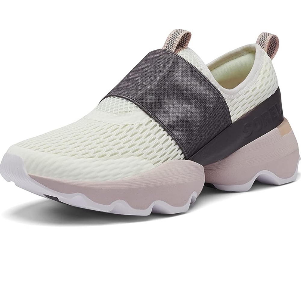 *NWT* Sorel Kinetic Impact Strap Tennis Shoes Size 9